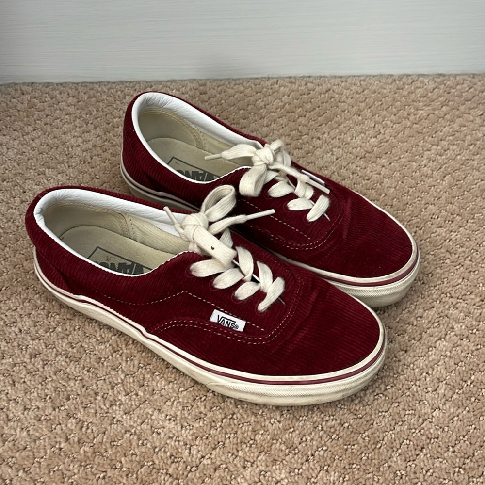 Red corduroy Vans low tops - size 6.5